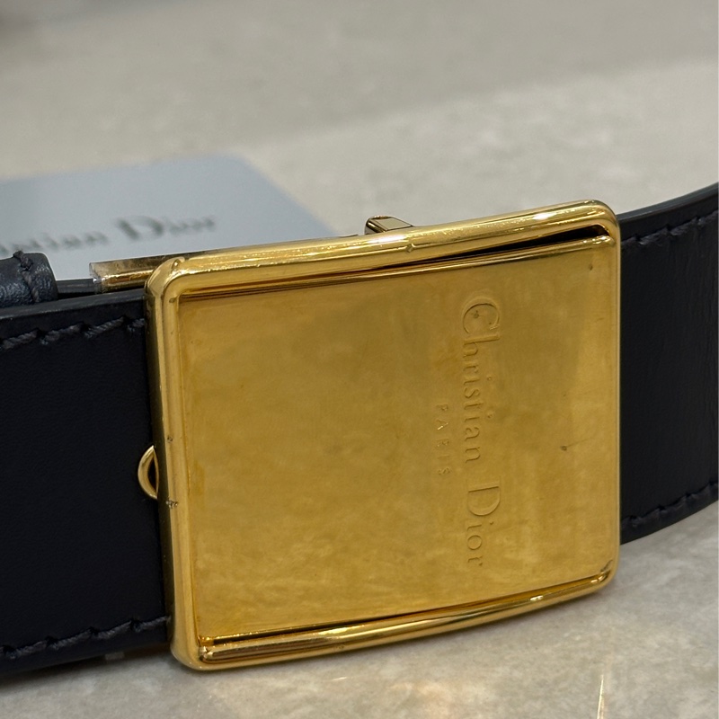 🈶購證 #專櫃12.5萬 #99新帶膜 Dior蒙田mini box #全網最低-17