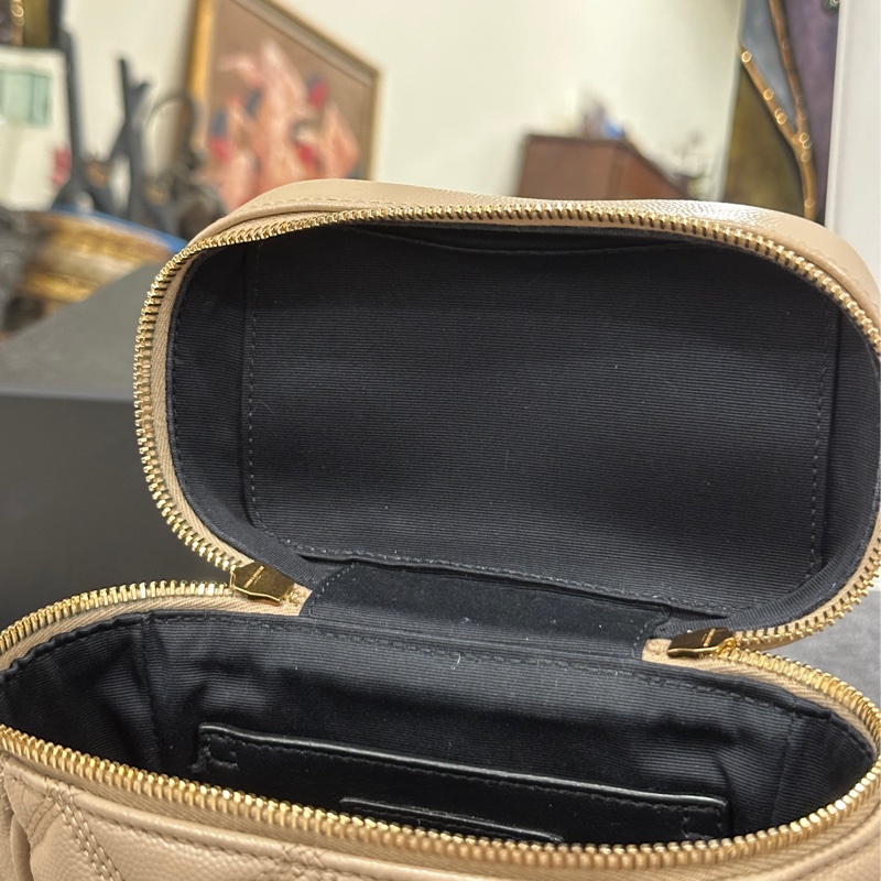 Ysl Vanity 80’s米色荔枝牛皮化妝斜挎包 #99新閒置 #月底出清賠出🔥-23