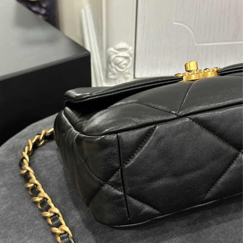 Chanel 19bag黑金鏈條斜挎包 #99新🈶購證 #櫃上在售23萬-17