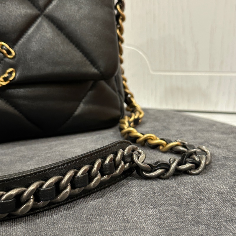 Chanel 19bag黑金鏈條斜挎包 #99新🈶購證 #櫃上在售23萬-21