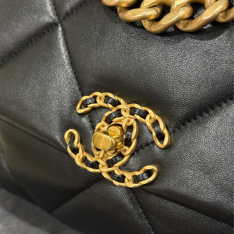 Chanel 19bag黑金鏈條斜挎包 #99新🈶購證 #櫃上在售23萬-35