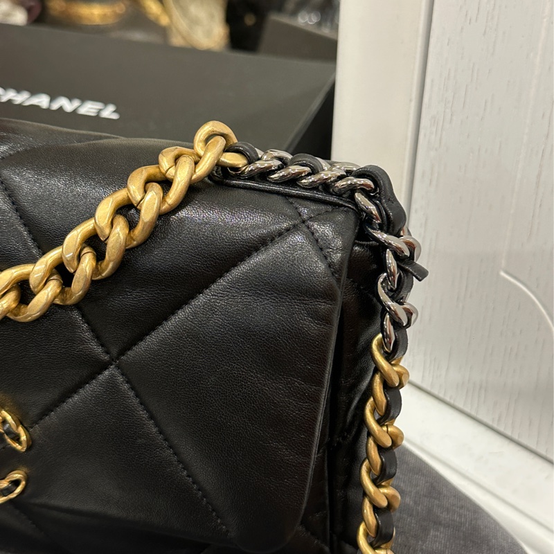 🈶購證 #23萬入手 賠10萬 #全網最低99新 香奈兒黑金19bag小號-13