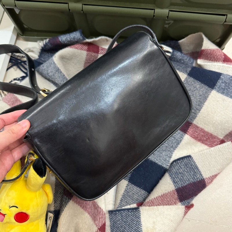 Celine vintage 小馬車underarm-1