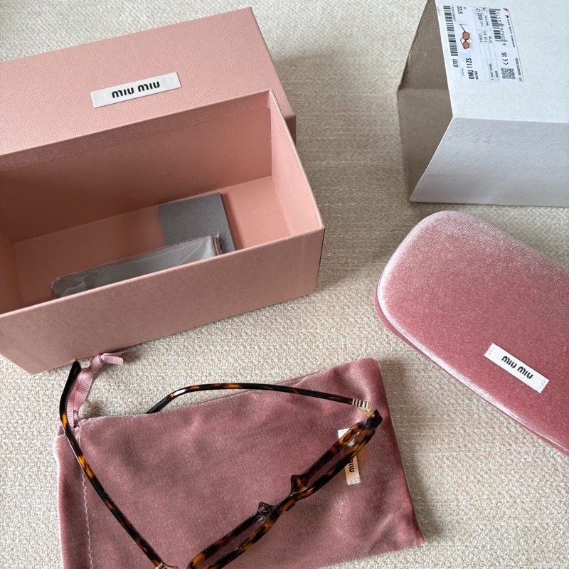 Miumiu 墨鏡方框玳瑁色墨鏡 11Z-4