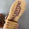 Valentino 厚底皮短靴 35.5號全新未穿過 原價四萬五左右