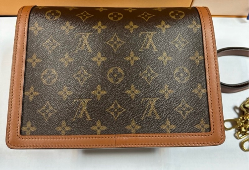 大降價LV Dauphine M45958 Dauphine MM達芙妮 中號25*17*10.5 cm 金鍊、背帶-1