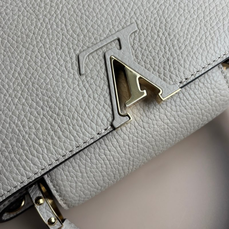 ::LOUIS VUITTON:: LV M94634 Capucines BB斑鳩灰色皮革金LOGO手提兩用包 肩背包-21
