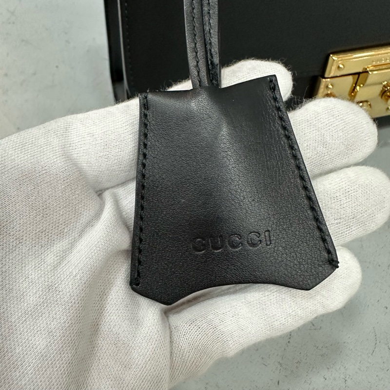 gucci 409486 黑色金釦鎖頭 肩背包-6