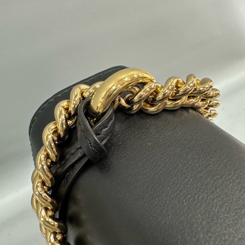 gucci 409486 黑色金釦鎖頭 肩背包-10