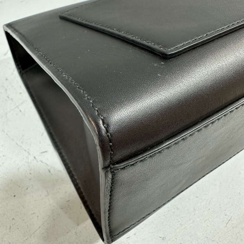 gucci 409486 黑色金釦鎖頭 肩背包-15
