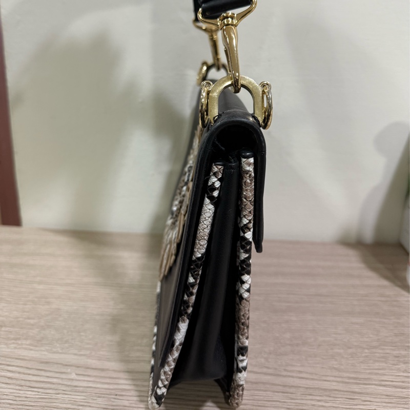 kan i系列f fendi logo小雛菊肩背包-9