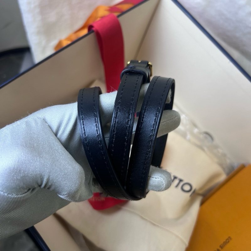 LV  speedy nano老花小狗包 超難買~-7