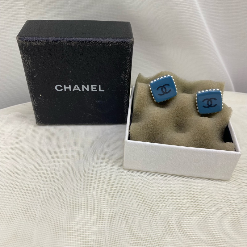 Chanel earrings-0
