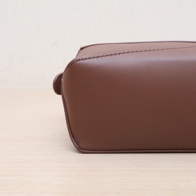 LOEWE(羅意威) Puzzle 18 幾何包 迷你 MINI 棕色-3