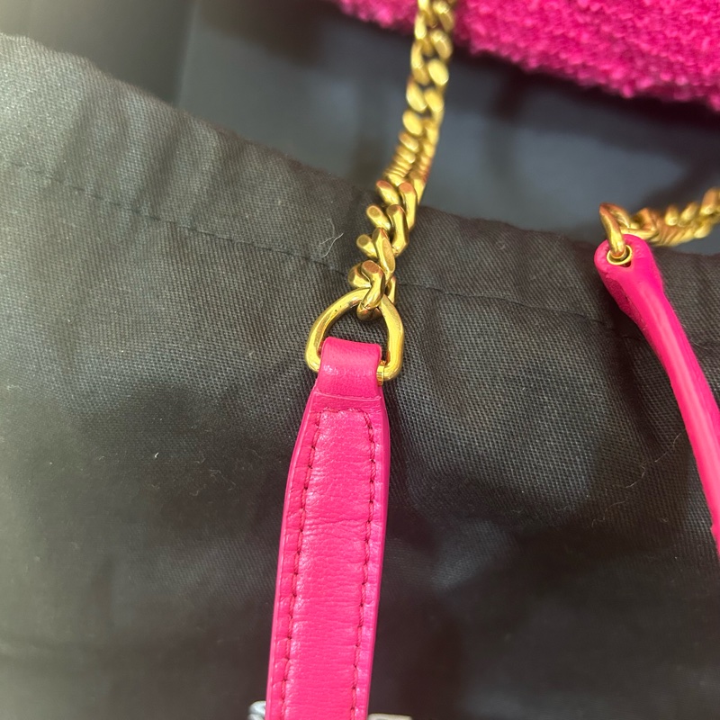 送禮首選🩷YSL LOULOU PUFFER 桃粉色毛呢雲朵包 狀態99新-7