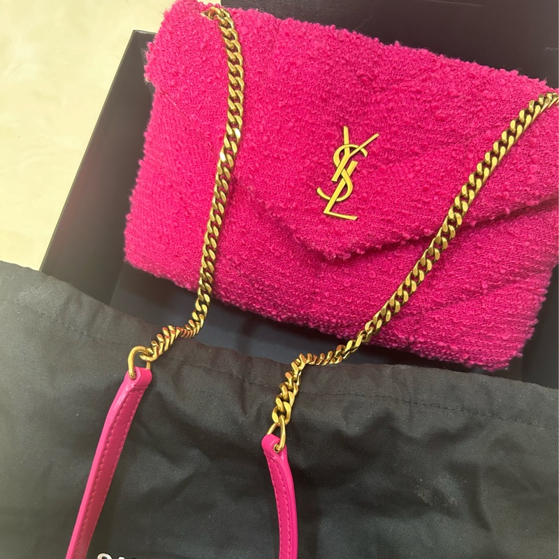 送禮首選🩷YSL LOULOU PUFFER 桃粉色毛呢雲朵包 狀態99新-9