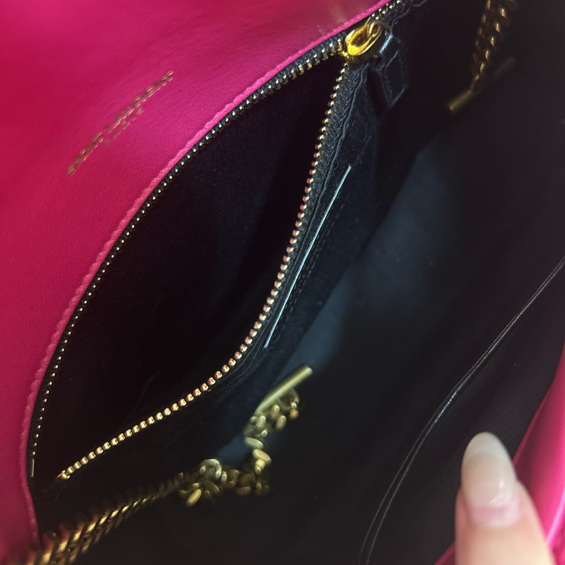 送禮首選🩷YSL LOULOU PUFFER 桃粉色毛呢雲朵包 狀態99新-13