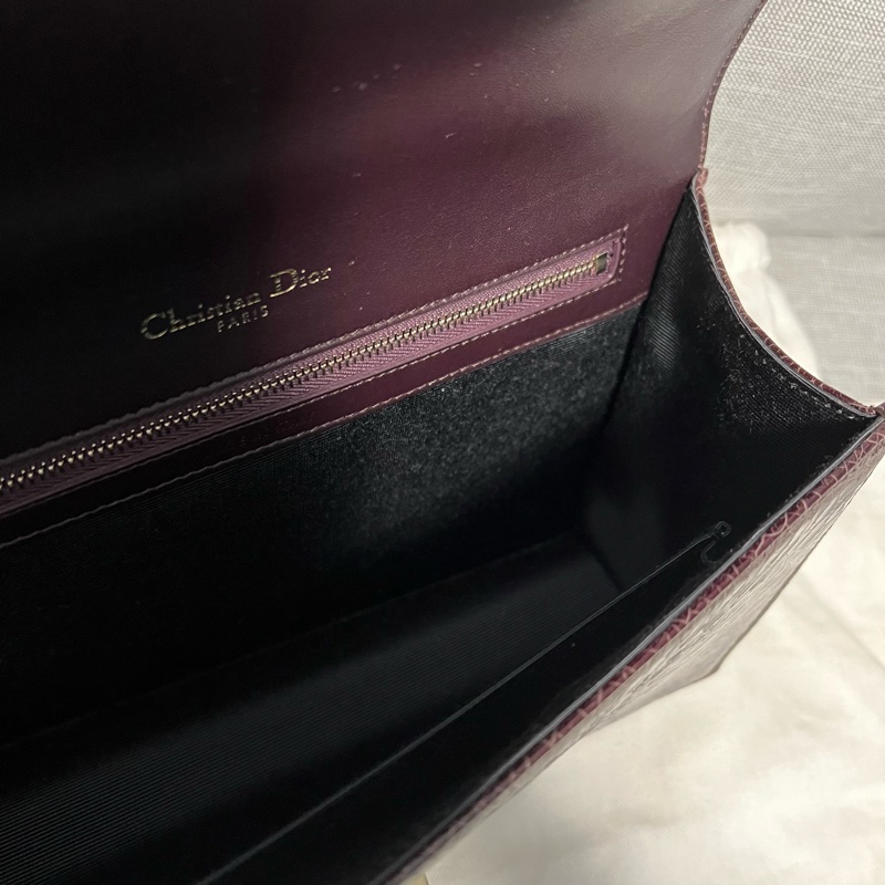 Dior Diorama酒紅色盾牌包(中號)-7