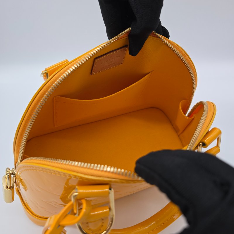 Louis Vuitton M91697 Monogram Alma BB Jaune 漆皮黃色手提包-5