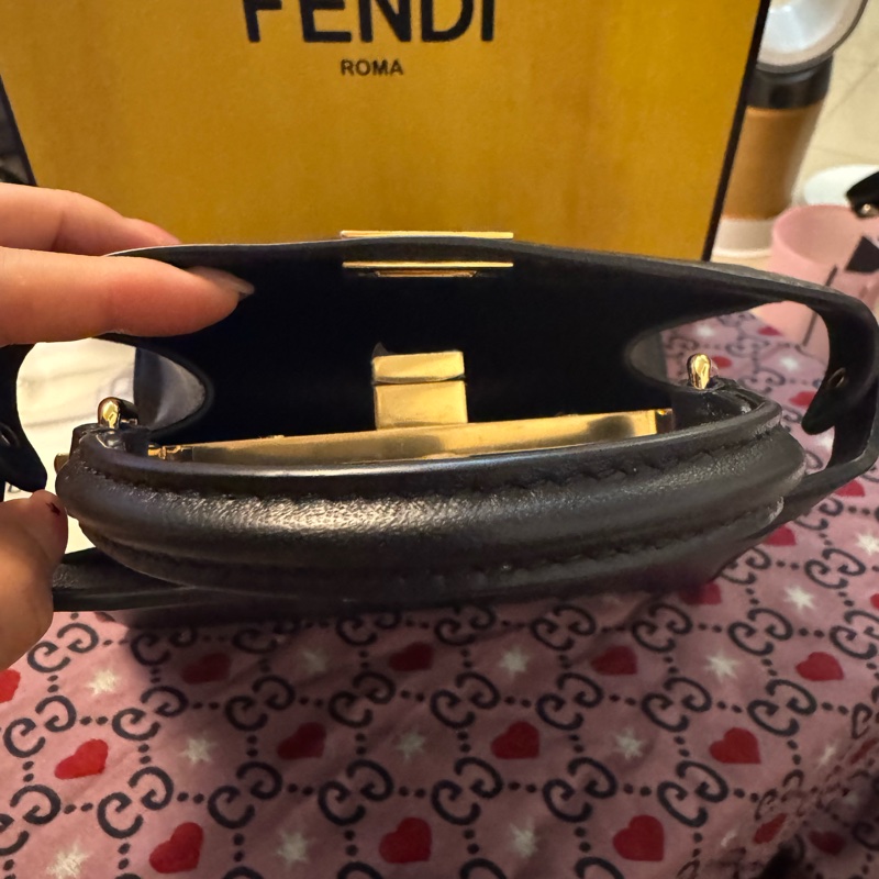 特小型款式Peekaboo ISeeU-23