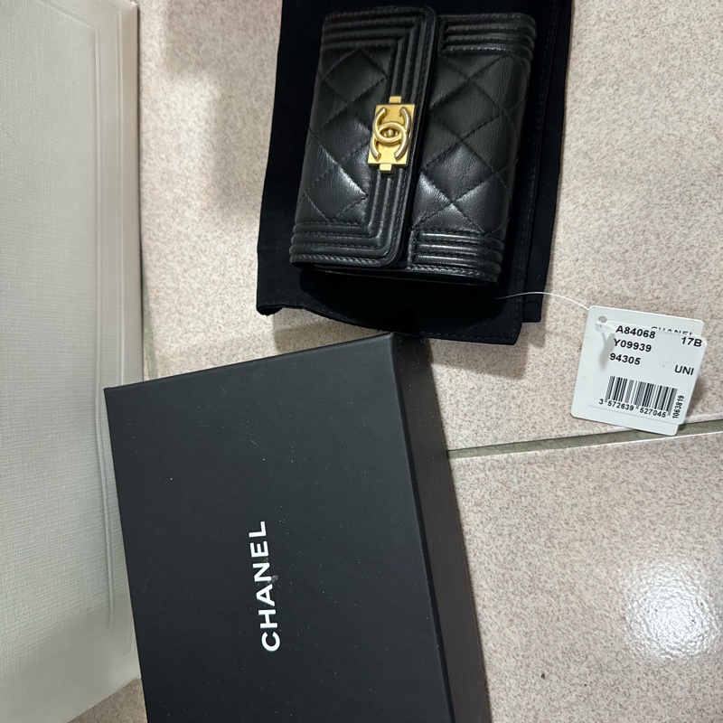 Chanel Boy Small Flap Wallet 香奈兒boy羊皮短夾-12