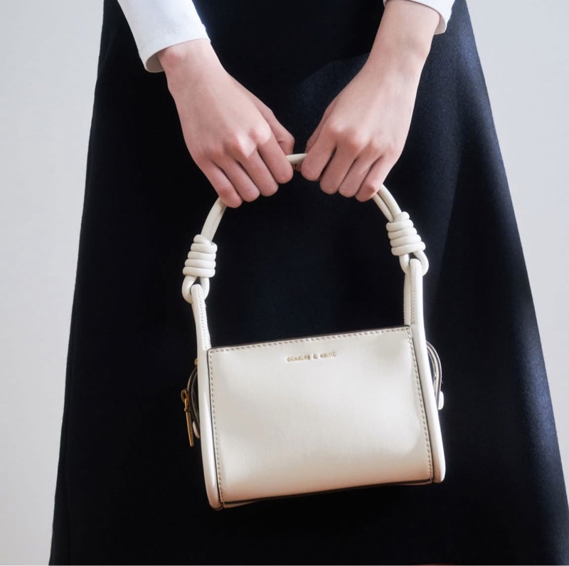 CHARLES & KEITH / 小CK 繩索手提方包-奶油白-2
