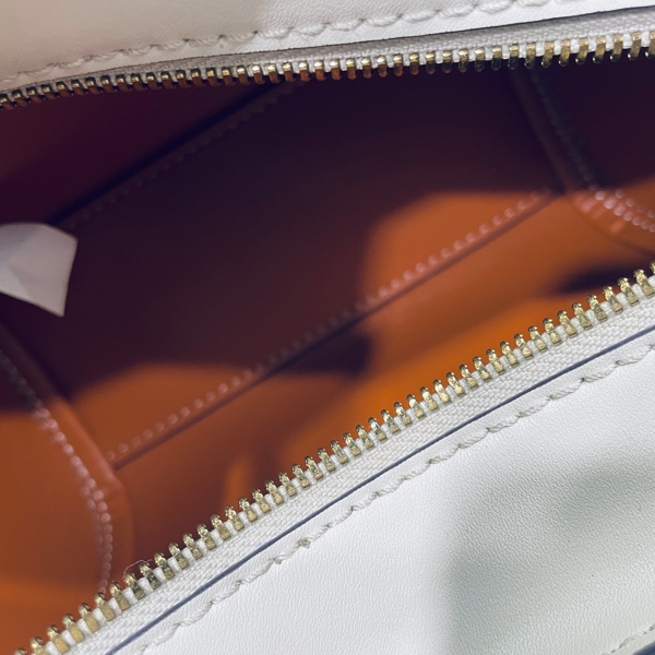 CHARLES & KEITH / 小CK 繩索手提方包-奶油白-9