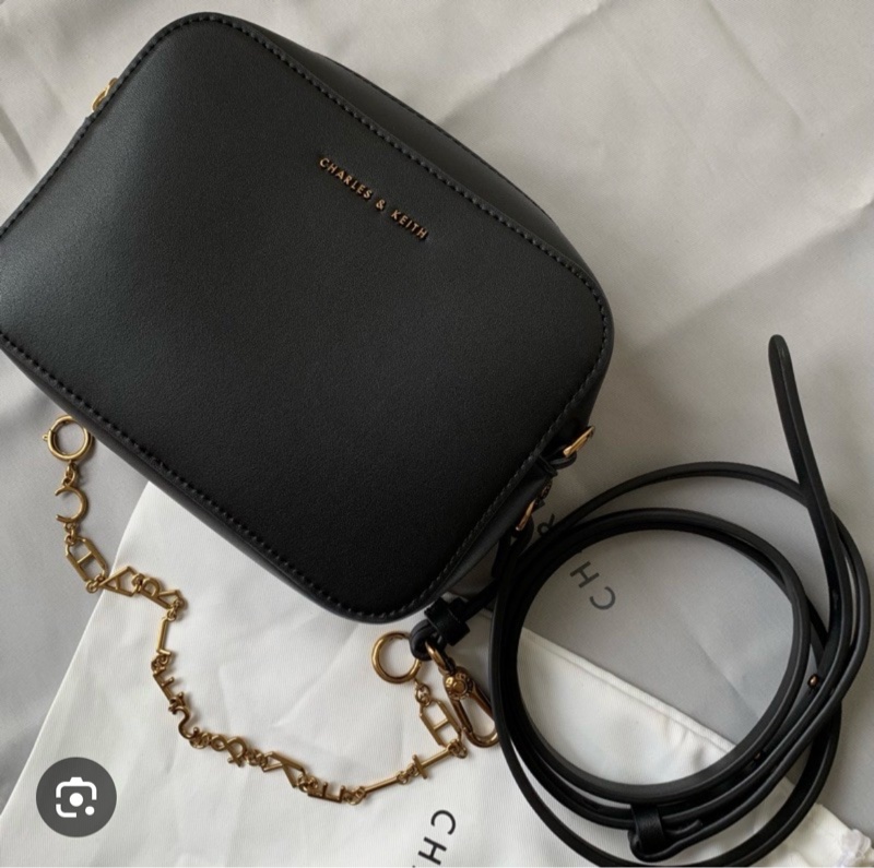 CHARLES & KEITH /小CK LOGO細鏈小方包-黑色-0