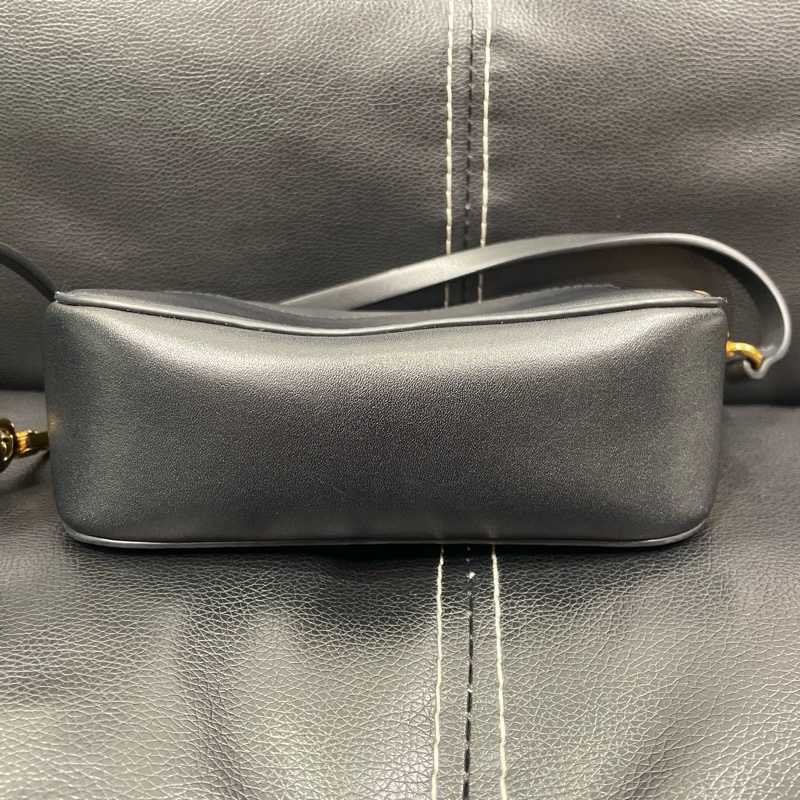 CHARLES & KEITH /小CK LOGO細鏈小方包-黑色-3