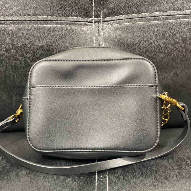 CHARLES & KEITH /小CK LOGO細鏈小方包-黑色-9