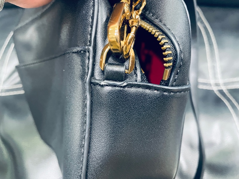 CHARLES & KEITH /小CK LOGO細鏈小方包-黑色-16