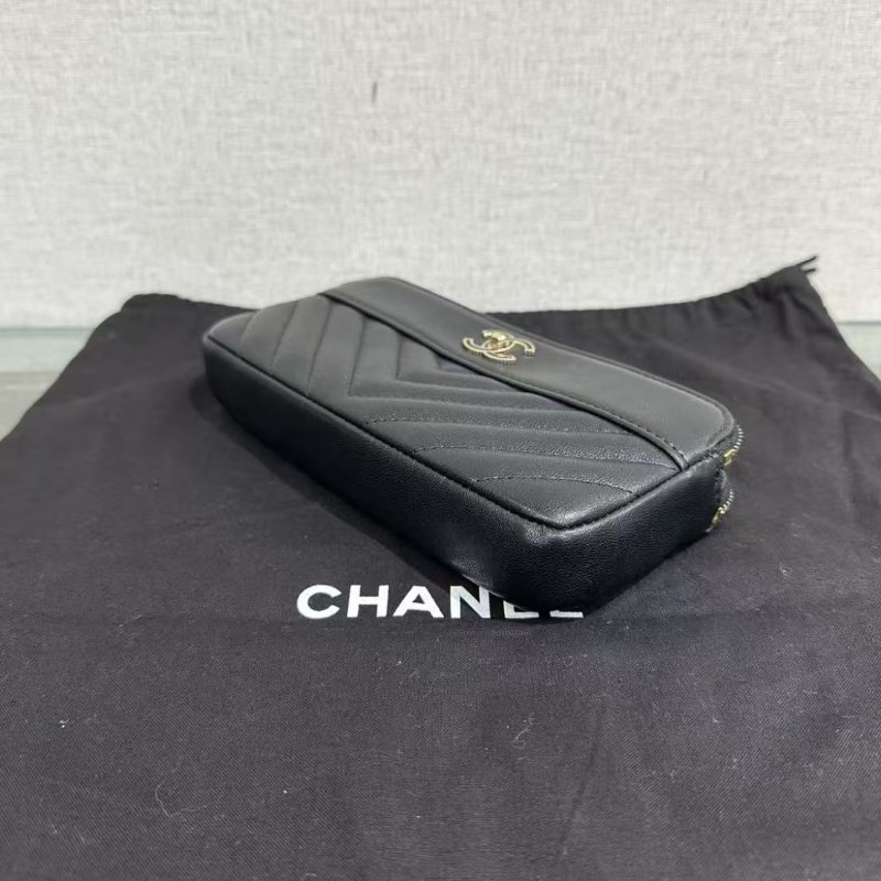 ✨CHANEL 黑金琺瑯扣V紋WOC斜背包19*9*3 98新配件塵袋保卡-1