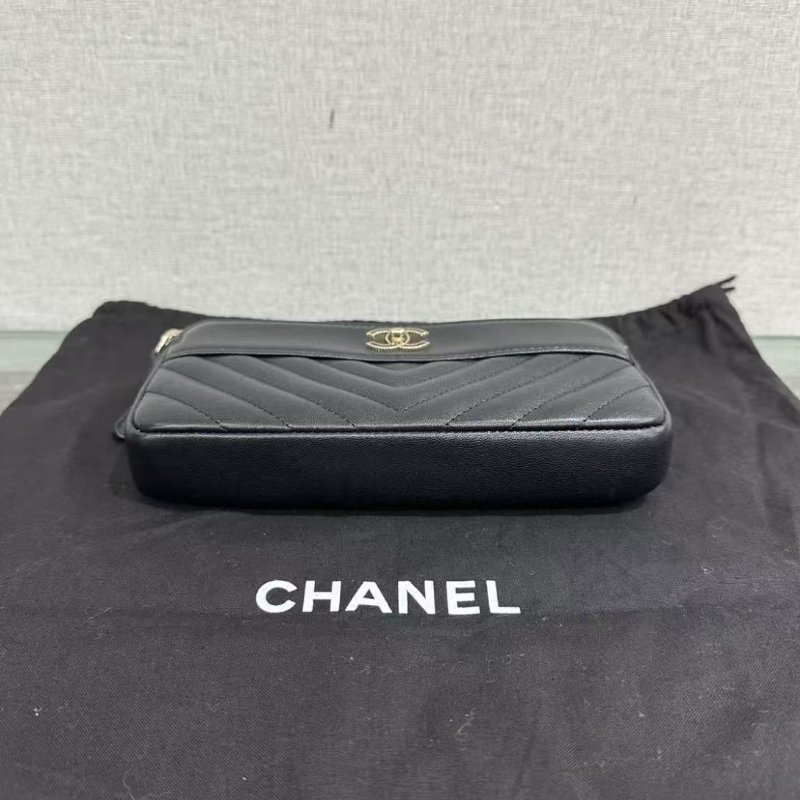 ✨CHANEL 黑金琺瑯扣V紋WOC斜背包19*9*3 98新配件塵袋保卡-2