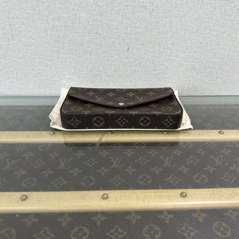 ✨LV 經典老花三合一斜背鍊條包21*12*3 98新 配件塵袋購證-1