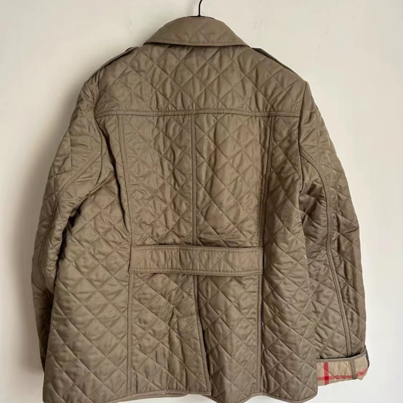 Burberry 純色翻領棉服 拆吊牌僅試穿 尺寸L碼 胸圍102 衣長71-1