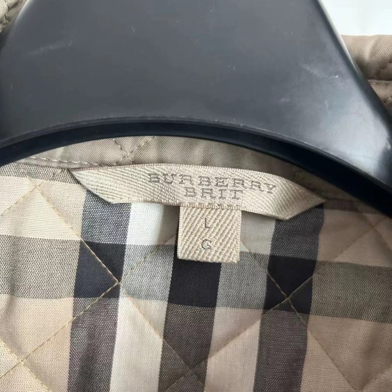 Burberry 純色翻領棉服 拆吊牌僅試穿 尺寸L碼 胸圍102 衣長71-3
