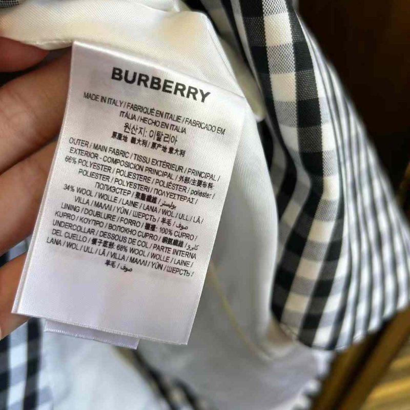 Burberry 秀款西裝外套uk4 S號 清洗一下非常新-3