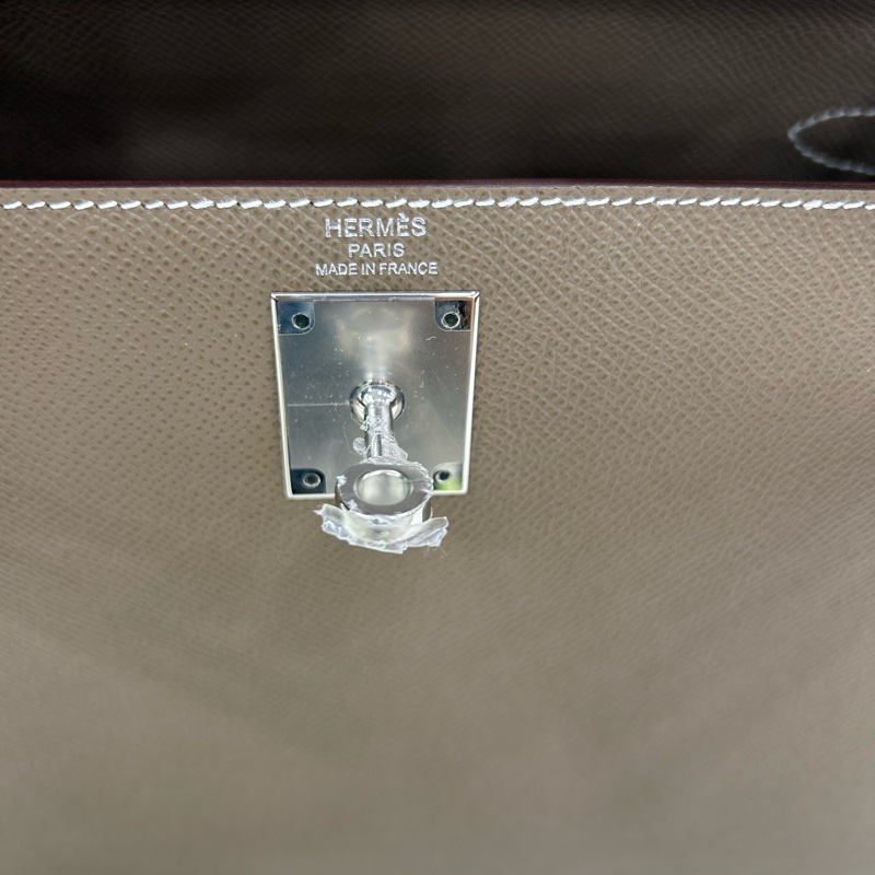 愛馬仕 Kelly28 大象灰銀扣 Epsom皮B刻 全新全套 有購證 Brand New Hermes Kelly 28 Stamp B Etoupe Epsom leather PHW full set with receipt-17