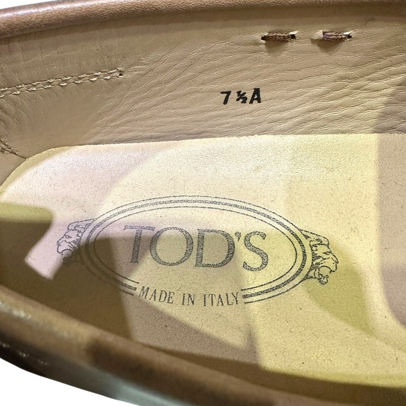 【美收精品】Tod's茶色皮革平底鞋 2-786-5