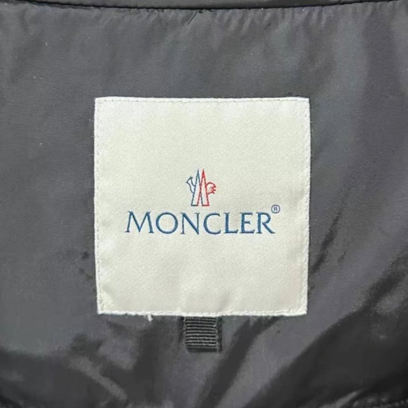 Moncler 黑色荷葉邊羽絨外套 1號 幾乎全新-2