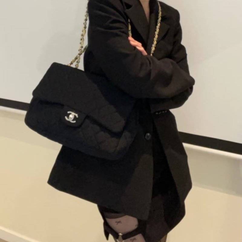 CHANEL 漆皮皮穿鍊口蓋包 CF29 - 黑銀13開-12