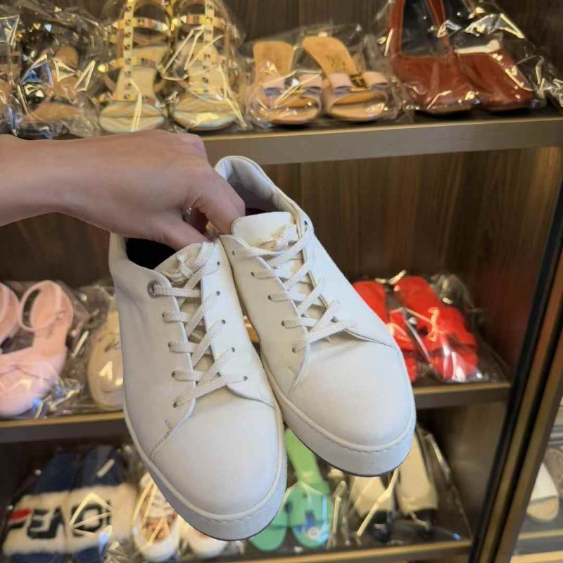 Loro Piana 休閒鞋 37號 Nuages Sneaker系列絨面山羊皮 舒適百搭 很新-1