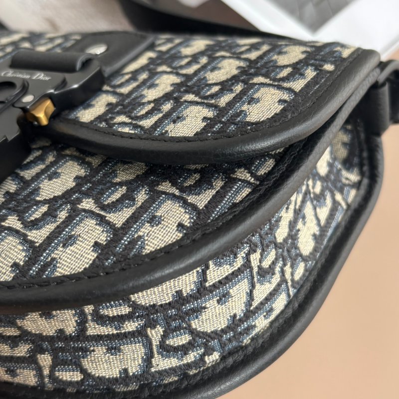 ::DIOR:: Dior Oblique 緹花 Gallop 迷你斜背包 側背包 半圓包 男女可背-4
