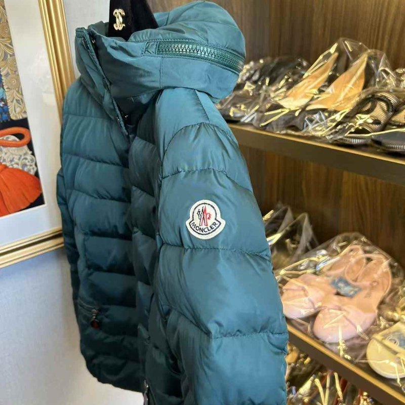 MONCLER 羽絨衣 尺寸0碼 胸圍約88 很新-2