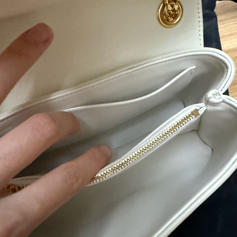 已售出Celine victoire teen白色鏈帶包22公分-14