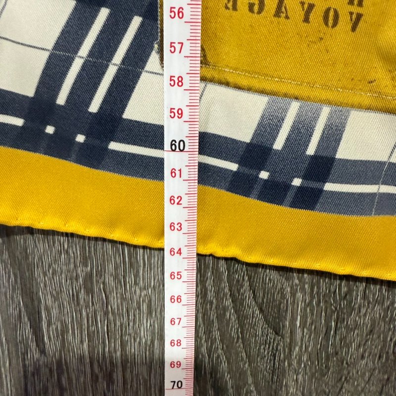 【美收精品】HERMES黃白黑絲巾 2-647-11