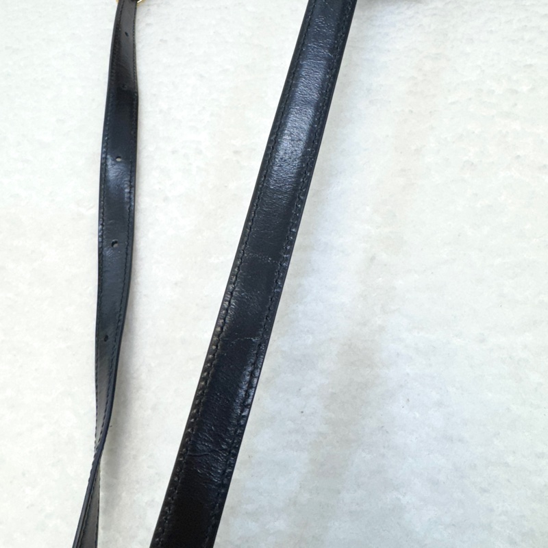 CELINE黑金牛皮凱旋門TEEN TRIOMPHE斜背包188423-23