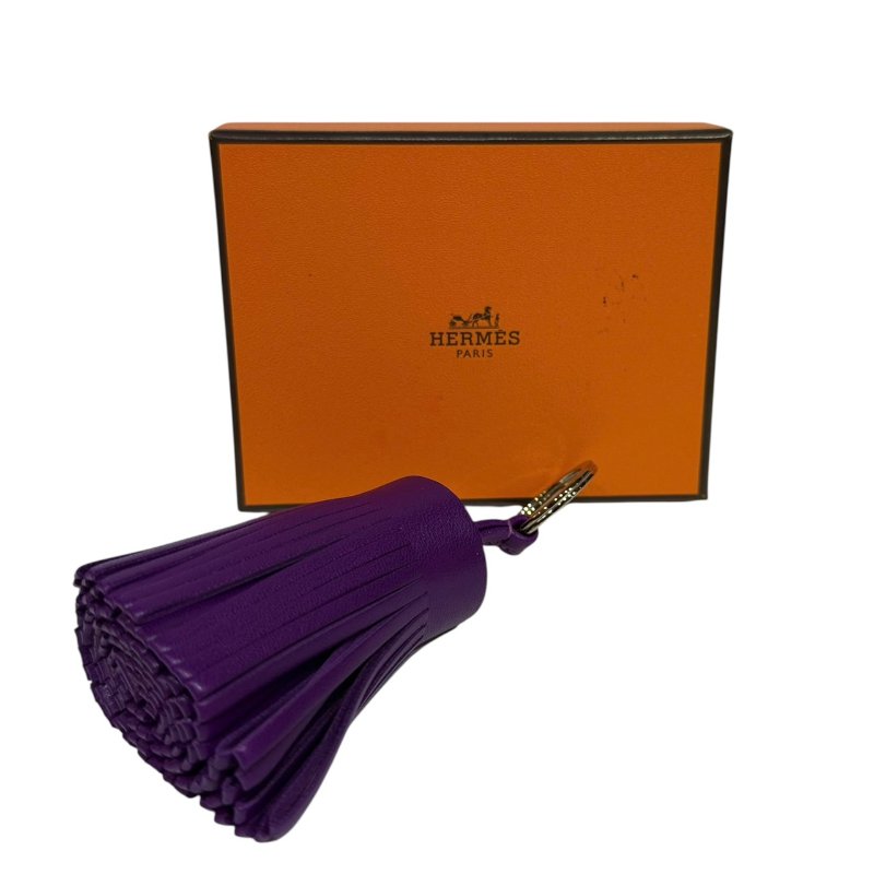 【美收精品】HERMES 紫色皮革吊飾 2-869-8