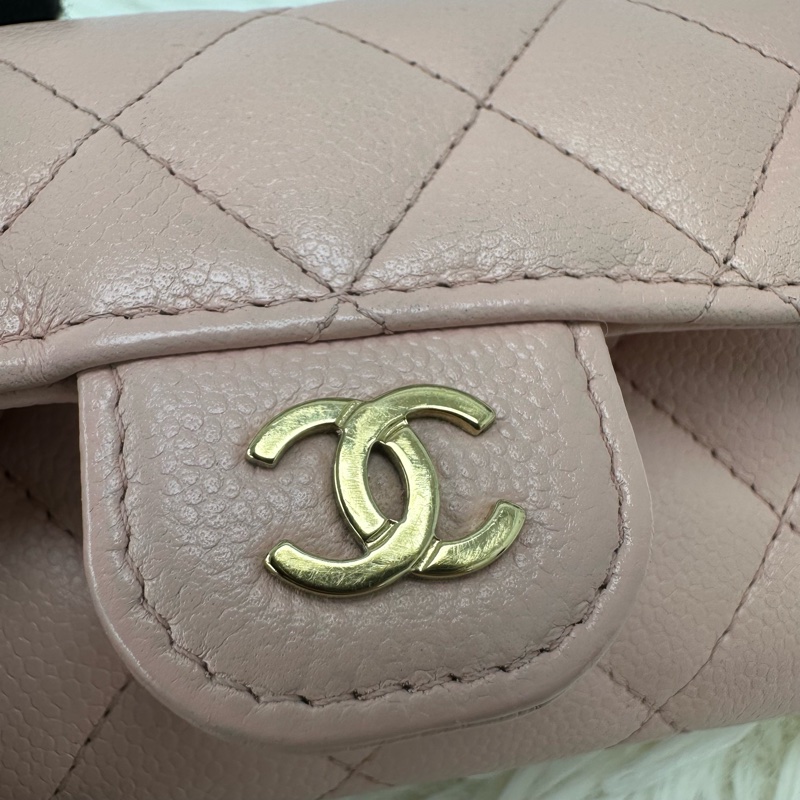 CHANEL 祼粉色金扣荔皮卡片包 晶片款-7