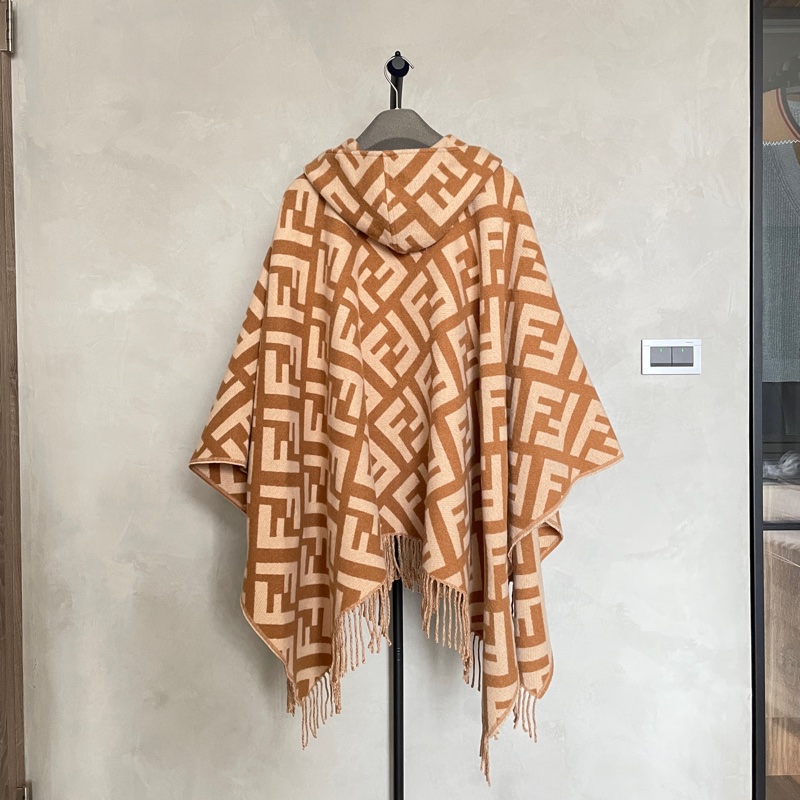 FENDI 經典花紋 戴帽羊毛披肩-2
